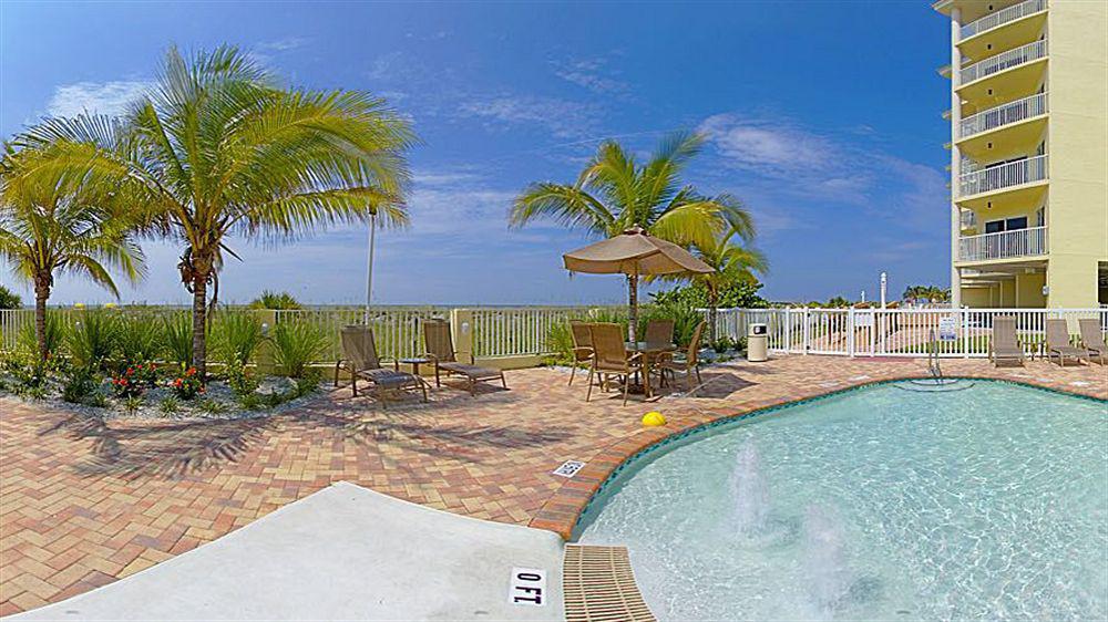 Sunset Vistas Two Bedroom Beachfront Suites St. Pete Beach Exterior photo